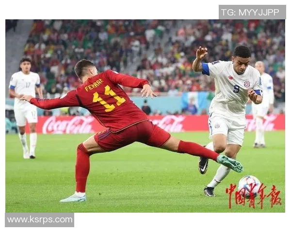 足球明星赛场风采尽显帅气瞬间集锦与精彩回顾